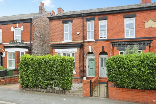 Didsbury Road, Heaton Norris, SK4, photo 1