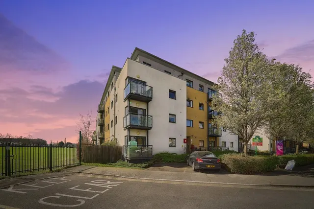 Cottons Approach, Romford, RM7, photo 1