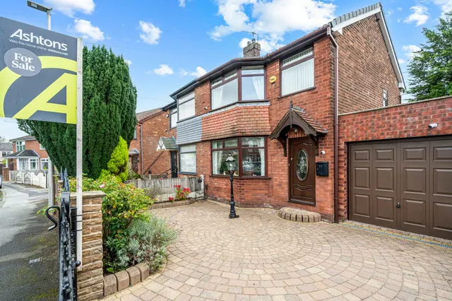 Angus Avenue, Leigh, Leigh, WN7 5DL, photo 1