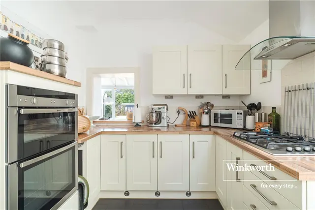 Leeson Road, Bournemouth, BH7, photo 3