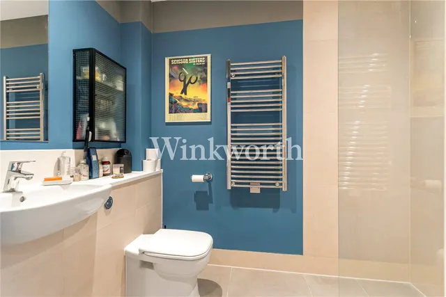 Apple Tree Road, London, N17, photo 1