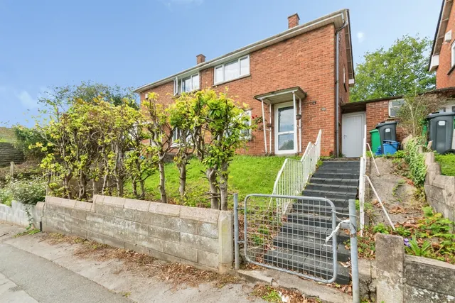 Mynachdy Road, CARDIFF, photo 1