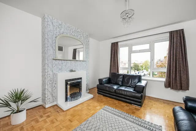 Photo 2 — Bexley Road, Eltham, SE9 2NY
