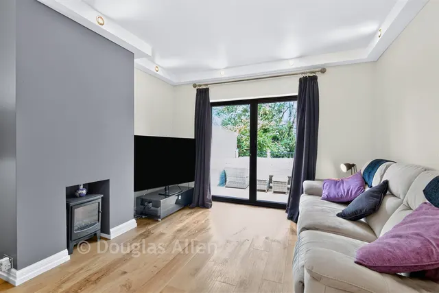 Glamis Drive, Hornchurch, RM11, photo 2