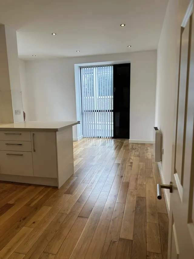 The Boulevard, Crawley, RH10, photo 2