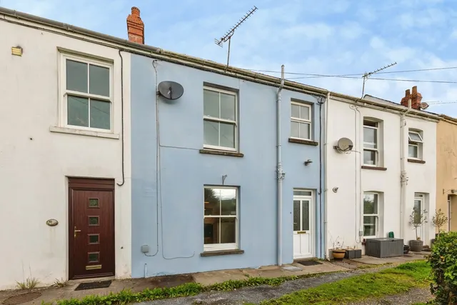 Old Priory Road, Carmarthen, SA31, photo 1