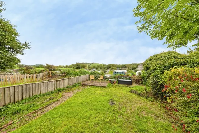Old Priory Road, Carmarthen, SA31, photo 2