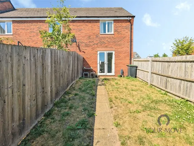 Bingley Crescent, Kirkby-in-Ashfield, NG17, photo 2
