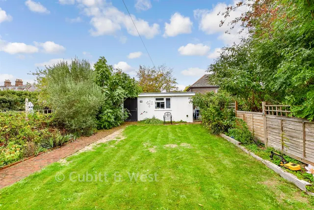 Kings Avenue, Chichester, PO19, photo 3