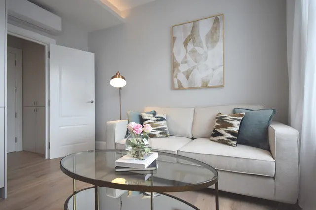 Photo 3 — 315 Westbourne Park Road, London, W11 1EF