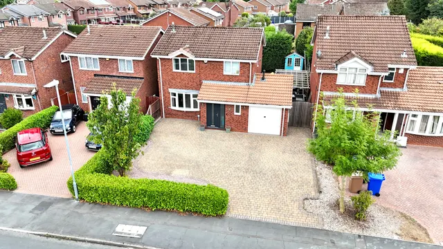 Burrington Drive, Stoke-On-Trent, ST4, photo 1