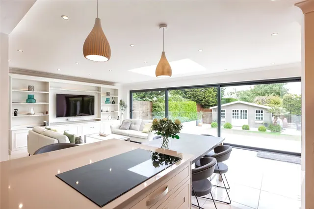 Photo 3 — Holden Way, Upminster, Essex, RM14