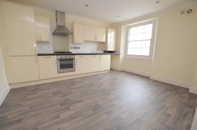 Embankment Road, Plymouth, Devon, PL4