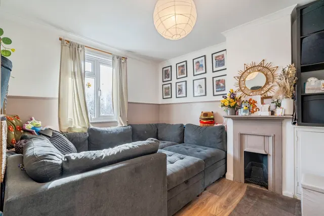 Grove Crescent, Littlehampton, BN17, photo 2