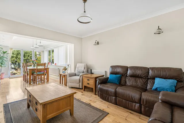 Little Green Lane, Chertsey, KT16, photo 2
