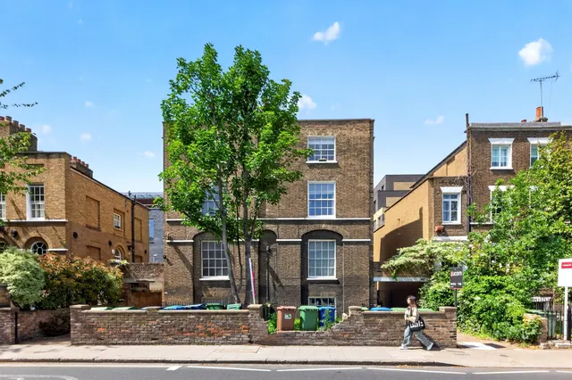 1 bedroom flat — Peckham Hill Street, London