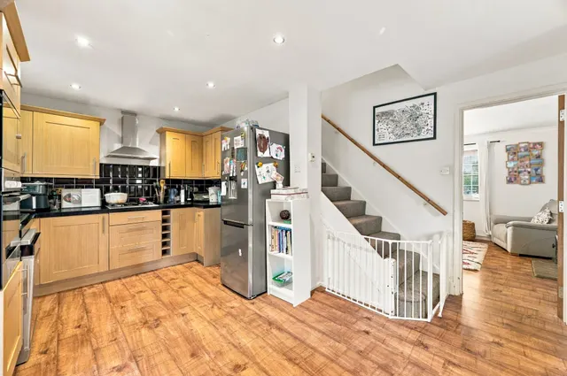 Christie Close, Newport Pagnell, MK16, photo 3