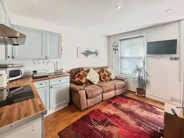 The Quay, East Looe, PL13, photo 2