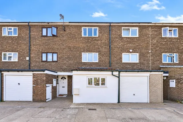 Beardsfield, LONDON, London, E13, photo 1