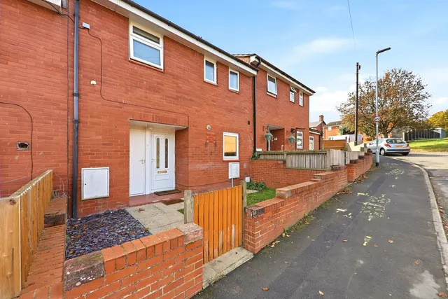 Glencoe Gardens, Kippax, LS25, photo 2