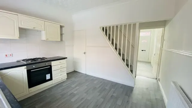 Albert Road, Mexborough, S64, photo 2