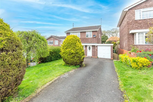Yvonne Road, Crabbs Cross, Redditch, Worcestershire, B97 5HP, photo 1