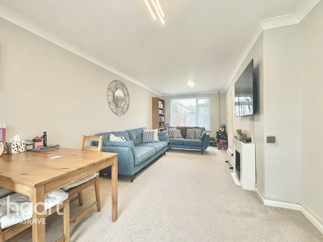 Cherrytree Walk, Dunstable, LU5, photo 3