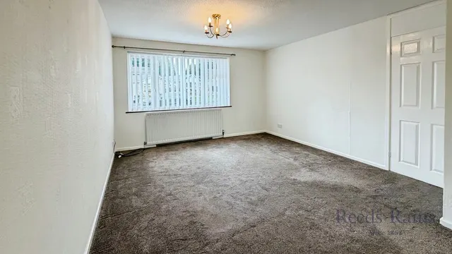 Photo 2 — Glanton Close, Chester Le Street, Durham, DH2