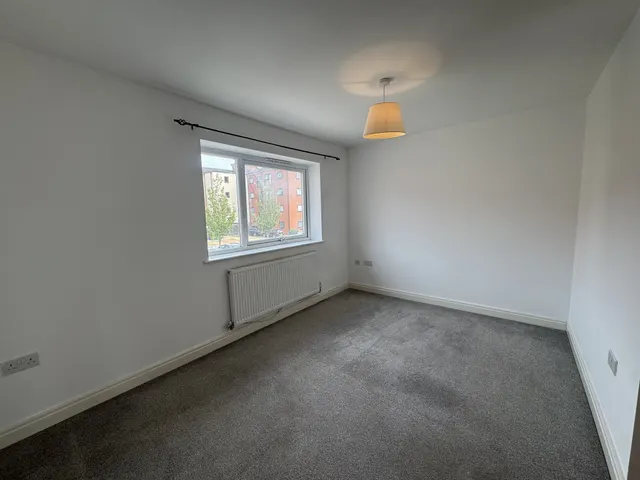 Boldison Close, Aylesbury, HP19, photo 3