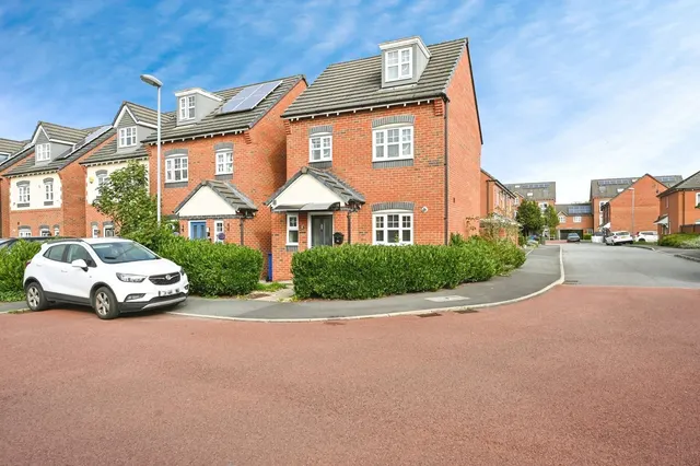 Calgarth Avenue, Warrington, Cheshire, WA5, photo 1