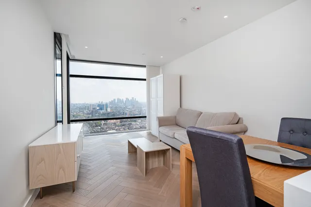 Flat 3105, 2 Principal Tower, London, photo 1