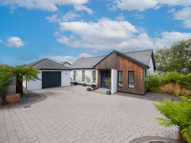 Arch Hill Place, Truro, TR1, photo 1