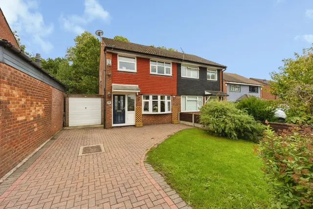 Little Brook Road, Sale, Greater Manchester, M33, photo 1