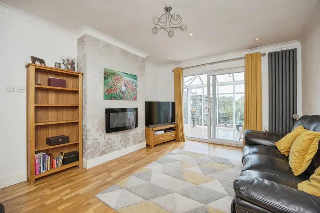 Ridgeway Avenue, Gravesend, DA12, photo 2