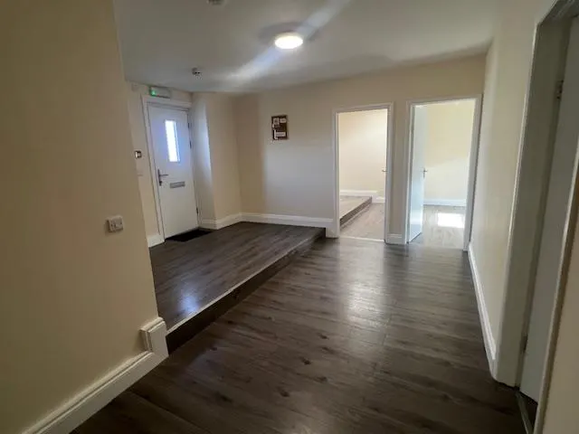 Charminster Road, Bournemouth, BH8, photo 1