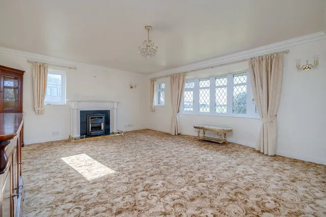 Photo 3 — Hunsworth Lane, East Bierley BD4 6RL