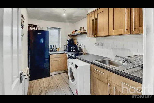 Colin Road, Luton, LU2, photo 2