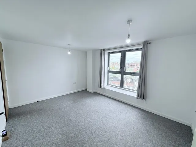 Photo 2 — Sheridan Court, Nottingham, NG1 3GY