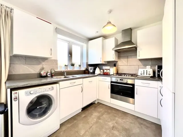 Ramsay Road, Calne, photo 2