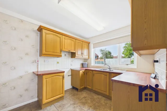 Photo 3 — Greenside, Euxton, Chorley, PR7 6AT