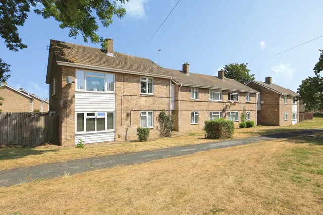 Church Walk, Farcet, PE7, photo 1