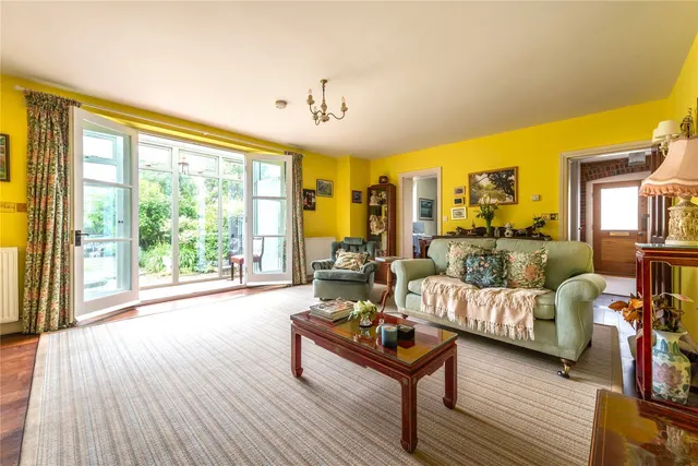 Ockley Road, Beare Green, RH5, photo 3