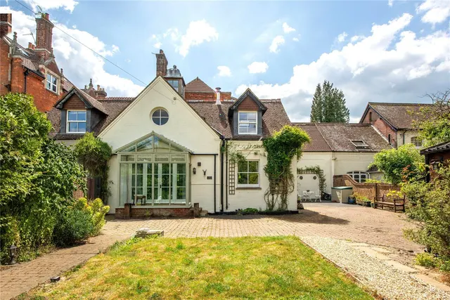 Ockley Road, Beare Green, RH5, photo 2