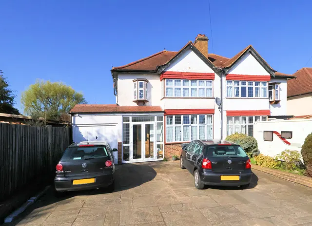 Midholm Road, Croydon, Croydon, CR0 8AN, photo 1