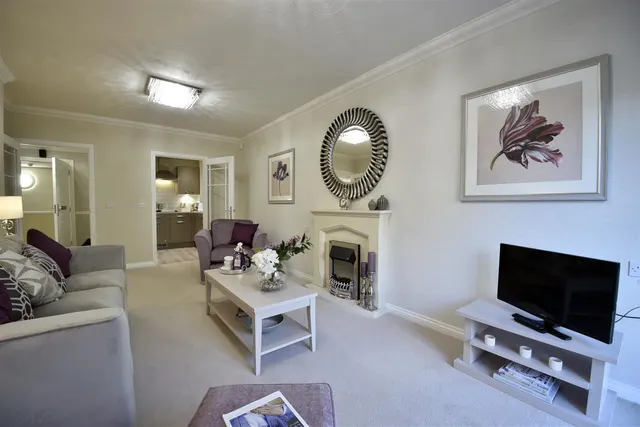 North Place, Cheltenham, GL50, photo 2