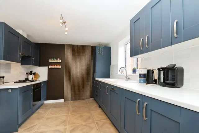 Reedmace Way, Crewe, CW2, photo 3