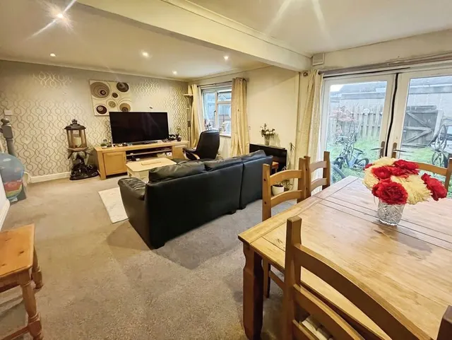 Cromford Bank, Glossop, SK13, photo 2