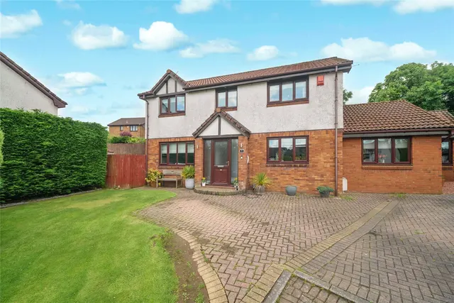 McKay Place, Stewartfield, East Kilbride, South Lanarkshire, G74, photo 1