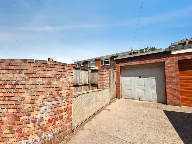 Stockton Close, Newport, NP19, photo 3