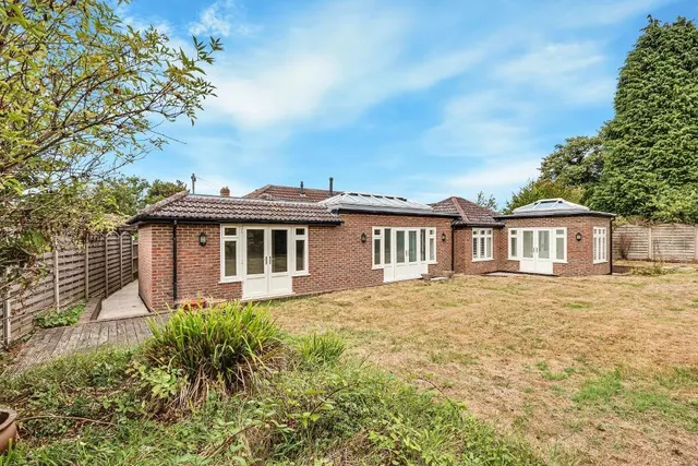 Parsonage Close, Warlingham, photo 2